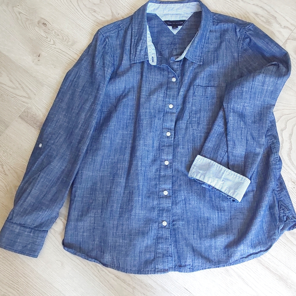 Tommy Hilfiger classic style shirt